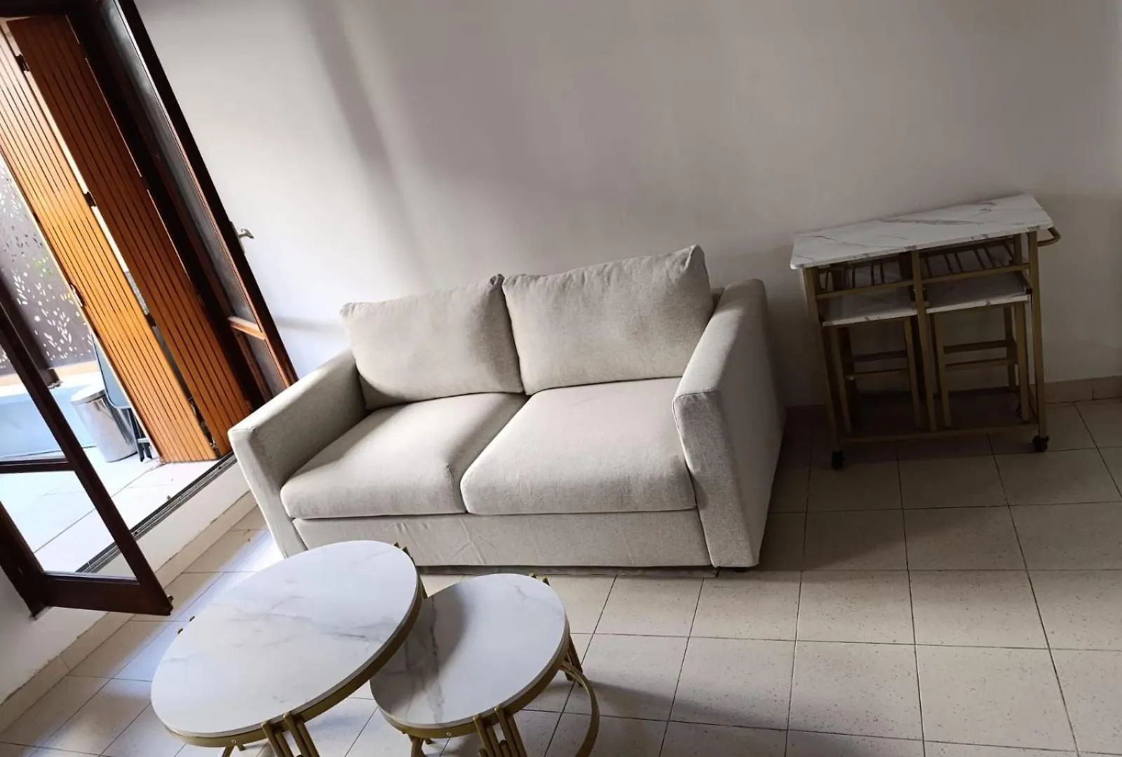דירה אביניון Studio Cosy Rue Thiers Avec Terrasse